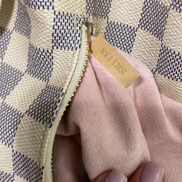 Louis Vuitton Sperone bb -Hard to Find - Picture 5 of 12